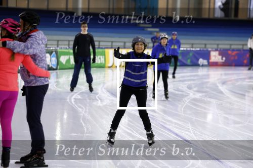 Heerenveen 19 maart 2023
De hollandse 100 in Thialf.  Georganiseerd door Prinse Bernhard met zijn stichting Lymph & Co.
Aanwezig oa Prins Bernhard Prinses Annette hun kinderen Isabelle Samuel en Benjamin, Prinses Margriet Mr Pieter v Vollenhoven , Prins Floris en Prinses Aimee.
Ook Marianne Timmer reed mee.