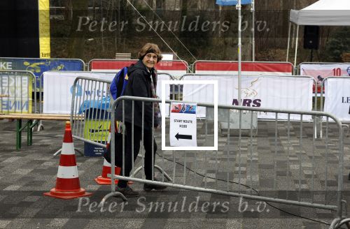 Heerenveen 19 maart 2023
De hollandse 100 in Thialf.  Georganiseerd door Prinse Bernhard met zijn stichting Lymph & Co.
Aanwezig oa Prins Bernhard Prinses Annette hun kinderen Isabelle Samuel en Benjamin, Prinses Margriet Mr Pieter v Vollenhoven , Prins Floris en Prinses Aimee.
Ook Marianne Timmer reed mee.