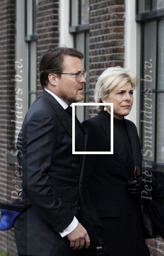 Amsterdam 15 april 2023
Herdenkingstdienst vooraf aan de begrafenis van Huub Oosterhuis in de Westertoren . Daarna gingen ze met de boot naar begraafplaats Zorgvlied. Prinses laurentien en Prins Constantijn