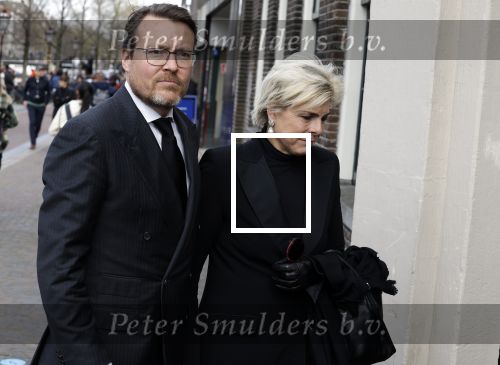 Amsterdam 15 april 2023
Herdenkingstdienst vooraf aan de begrafenis van Huub Oosterhuis in de Westertoren . Daarna gingen ze met de boot naar begraafplaats Zorgvlied. Prinses laurentien en Prins Constantijn