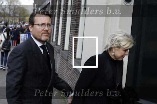 Amsterdam 15 april 2023
Herdenkingstdienst vooraf aan de begrafenis van Huub Oosterhuis in de Westertoren . Daarna gingen ze met de boot naar begraafplaats Zorgvlied. Prinses laurentien en Prins Constantijn