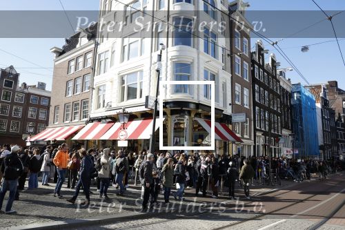 Amsterdam 3 april 2023
Quentin Tarantino signeert zijn nieuwe boek bij boekhandel Athenaeum.