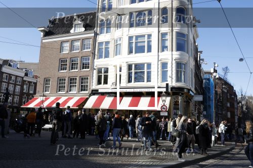 Amsterdam 3 april 2023
Quentin Tarantino signeert zijn nieuwe boek bij boekhandel Athenaeum.