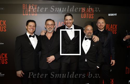 Amsterdam 10 april 2023
Premiere Black Lotus in Tuschinski met Rico Verhoeven in de hoofdrol.
Rico met castleden Rona Lee Shimon Roland Moller Simon Wan Magnus Samuelsson Pippi Casey en Edon TiRizvanolli