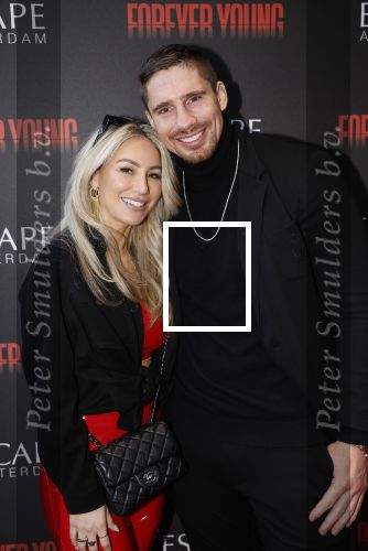 Amsterdam 30 maart 2023
Premiere show forever young in de escape.
Rico Verhoeven en zijn vriendin Naomy v Beem