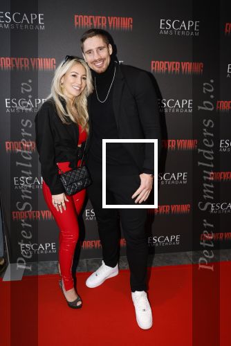 Amsterdam 30 maart 2023
Premiere show forever young in de escape.
Rico Verhoeven en zijn vriendin Naomy v Beem