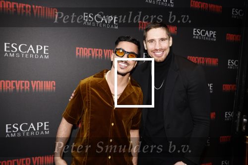 Amsterdam 30 maart 2023
Premiere show forever young in de escape.
Timor Steffens en Rico Verhoeven