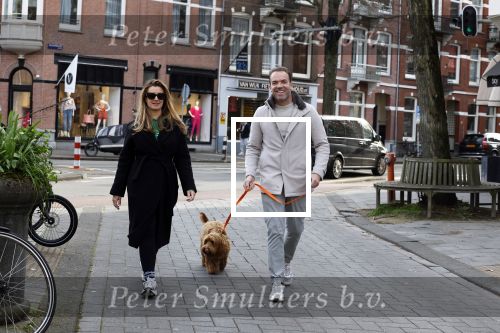 Amsterdam 15 maart 2023
Chantal Bles en Robert Doornbos wandelen met hun hond door Amsterdam zuid.