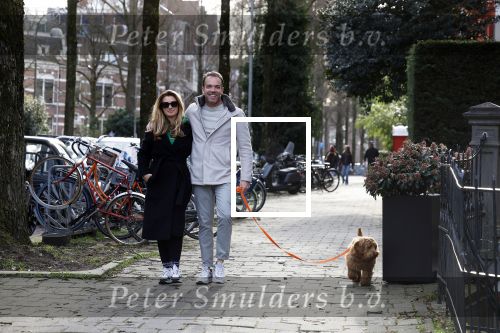 Amsterdam 15 maart 2023
Chantal Bles en Robert Doornbos wandelen met hun hond door Amsterdam zuid.