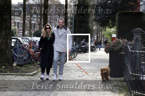 Amsterdam 15 maart 2023
Chantal Bles en Robert Doornbos wandelen met hun hond door Amsterdam zuid.
