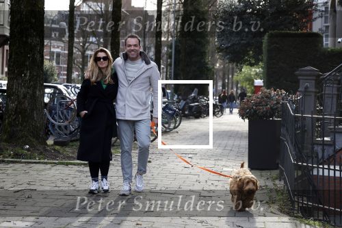 Amsterdam 15 maart 2023
Chantal Bles en Robert Doornbos wandelen met hun hond door Amsterdam zuid.