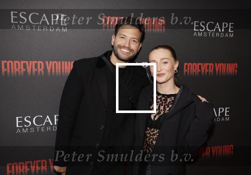 Amsterdam 30 maart 2023
Premiere show forever young in de escape.
Rolf Sanchez met zijn vriendin Sophia Mason