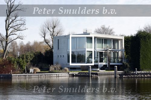 Breukeleveen 4 april 2023
Huis Ron Brandsteder  aan de Loosdrechtse plassen