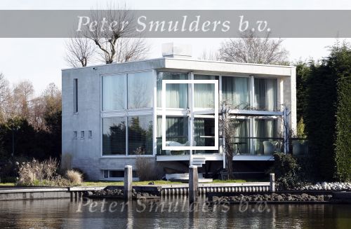 Breukeleveen 4 april 2023
Huis Ron Brandsteder  aan de Loosdrechtse plassen