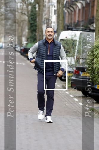 Amsterdam 17 maart 2023
Ruud Gullit op straat in Amsterdam zuid