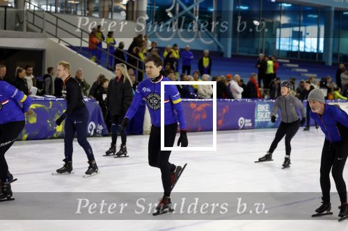 Heerenveen 19 maart 2023
De hollandse 100 in Thialf.  Georganiseerd door Prinse Bernhard met zijn stichting Lymph & Co.
Aanwezig oa Prins Bernhard Prinses Annette hun kinderen Isabelle Samuel en Benjamin, Prinses Margriet Mr Pieter v Vollenhoven , Prins Floris en Prinses Aimee.
Ook Marianne Timmer reed mee.