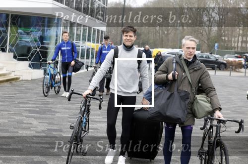 Heerenveen 19 maart 2023
De hollandse 100 in Thialf.  Georganiseerd door Prinse Bernhard met zijn stichting Lymph & Co.
Aanwezig oa Prins Bernhard Prinses Annette hun kinderen Isabelle Samuel en Benjamin, Prinses Margriet Mr Pieter v Vollenhoven , Prins Floris en Prinses Aimee.
Simon Keizer