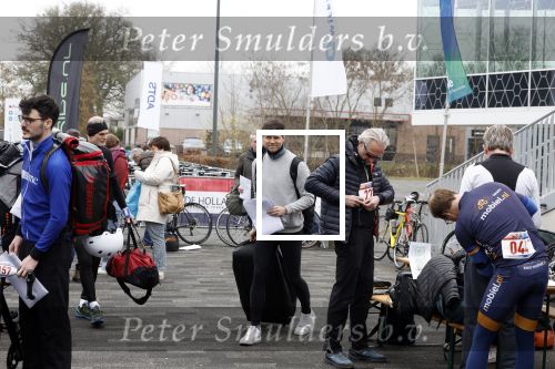 Heerenveen 19 maart 2023
De hollandse 100 in Thialf.  Georganiseerd door Prinse Bernhard met zijn stichting Lymph & Co.
Aanwezig oa Prins Bernhard Prinses Annette hun kinderen Isabelle Samuel en Benjamin, Prinses Margriet Mr Pieter v Vollenhoven , Prins Floris en Prinses Aimee.
Simon Keizer
