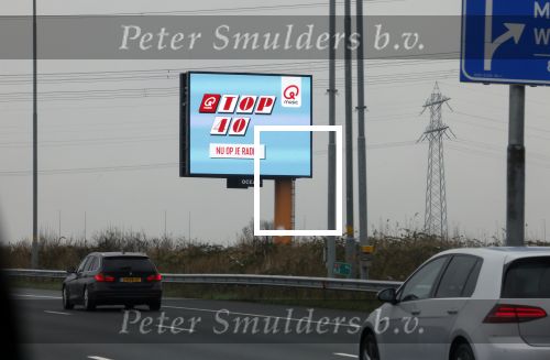 Muiden 1 april 2023
Top 40 Abri van Q music naast A1