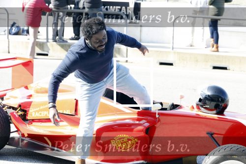 Zandvoort 8 maart 2024
Opnames beat the Pro met oa Glenn Helder Thomas Berge Andre Dongelmans Billy Dans Lavezzi Rutjes Nathan Rutjes en Dj Lafuente ( Job Smeltzer) . Bjorn Remmerswaal is de presentator . De opnames vinden plaats op het circuit Zandvoort.