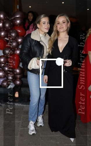 Amsterdam 22 maart 2024
Opening restaurant Poppy\'s van Moise Trustfull  Britt Scholte en Carola Kirschbaum . Carola Kirschbaum met Victoria Vermeer