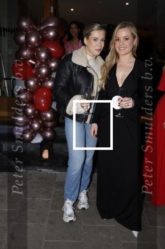 Amsterdam 22 maart 2024
Opening restaurant Poppy\'s van Moise Trustfull  Britt Scholte en Carola Kirschbaum . Carola Kirschbaum met Victoria Vermeer