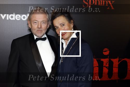 Amsterdam 18 maart 2024
Premiere Spinx in Pathe Tuschinski met in de cast oa Andrea Vass Benja Bruijning Chardonnay Rillen Delilah Warcup v Eyck Eva v Heijningen Marvcel Hensema Rami Kooti Arab Rifka Lodeizen Sallie Harmsen en Sil v d Zwan. Aus Greidanus met vrouw