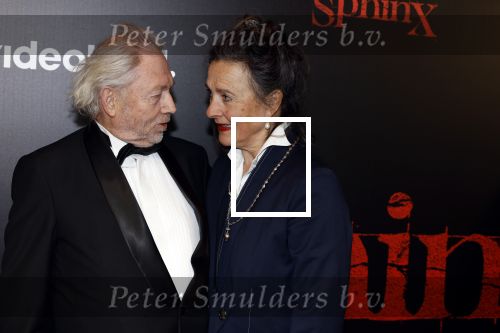Amsterdam 18 maart 2024
Premiere Spinx in Pathe Tuschinski met in de cast oa Andrea Vass Benja Bruijning Chardonnay Rillen Delilah Warcup v Eyck Eva v Heijningen Marvcel Hensema Rami Kooti Arab Rifka Lodeizen Sallie Harmsen en Sil v d Zwan. Aus Greidanus met vrouw