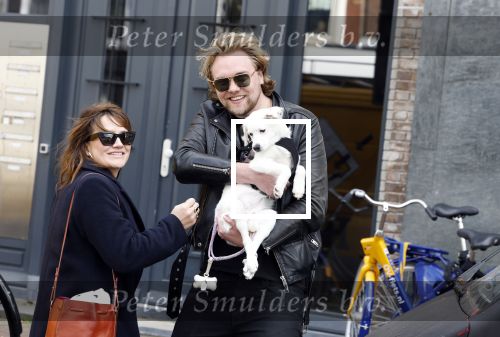Amsterdam 27 maart 2024
Barbara Sloesen met vriend Joost Hofman en hun hondje in het centrum van amsterdam.