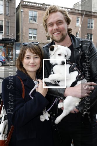 Amsterdam 27 maart 2024
Barbara Sloesen met vriend Joost Hofman en hun hondje in het centrum van amsterdam.