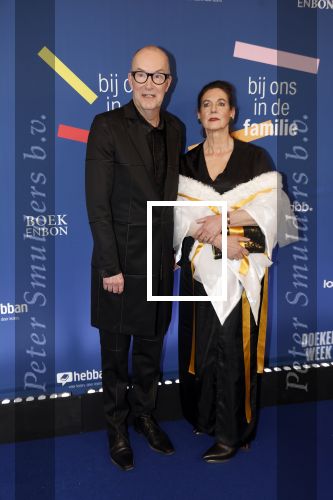 Amsterdam 15 maart 2024
Boekenbal in de stadschouwburg. De familie Chabot heeft het boekenweekgeschenk geschreven . Bart met zijn vrouw en zoons Splinter Chabot Sebastiaan Chabot Maurits Chabot en Storm Chabot.