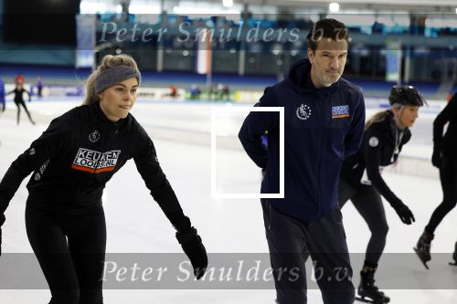Heerenveen 24 maaart 2024
De hollandse 100 wordt dit jaar gereden in Thyalf . Aanwezig oa Prins Bernhard Prinses Annette Samuel v Vollenhoven Benjamin v Vollenhoven Prinses Margriet Mr Pieter v Vollenhoven Prins Maurits Lucas v Vollenhoven en  Prins Pieter Christiaan . Verder aanwezig Simon Keizer Bas Muijs (en vrouw) Marianne Timmer Benjamin Aslan Joy Beune Eduard Schaepman met zijn zoon en Rob Kamphues met vriendin.