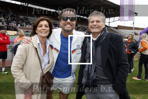 Amsterdam 16 maart 2024
Radio 538 run tbv het Prinses Maxima Centrum in het Olympisch stadion. Oa aanwezig 
Bas Smit met zijn ouders