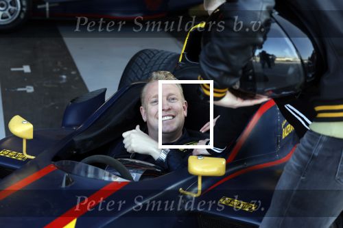 Zandvoort 8 maart 2024
Opnames beat the Pro met oa Glenn Helder Thomas Berge Andre Dongelmans Billy Dans Lavezzi Rutjes Nathan Rutjes en Dj Lafuente ( Job Smeltzer) . Bjorn Remmerswaal is de presentator . De opnames vinden plaats op het circuit Zandvoort.
