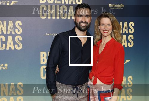 Amsterdam 4 maart 2024
Premiere Buenas Chicas in Tuschinski met oa Susan radder Noel v Kleef Britt Scholte Thijs Boermans Juvat westendorp Robin FringsFelice Poppeliers en Christina Zaragoza. Bjorn Remmerswaal met ...