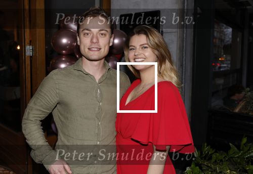 Amsterdam 22 maart 2024
Opening restaurant Poppy\'s van Moise Trustfull  Britt Scholte en Carola Kirschbaum . Britt Scholte met vriend