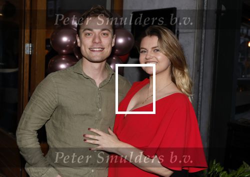 Amsterdam 22 maart 2024
Opening restaurant Poppy\'s van Moise Trustfull  Britt Scholte en Carola Kirschbaum . Britt Scholte met vriend