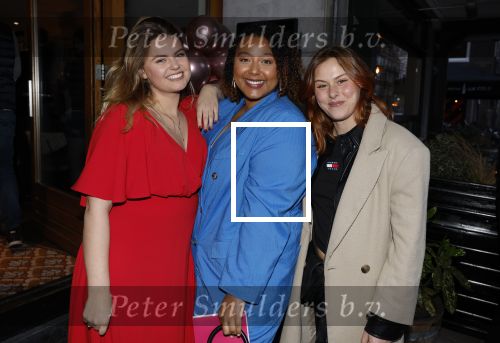 Amsterdam 22 maart 2024
Opening restaurant Poppy\'s van Moise Trustfull  Britt Scholte en Carola Kirschbaum . Britt Scholte met Noel v Kleef en Susan Radder