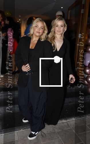 Amsterdam 22 maart 2024
Opening restaurant Poppy\'s van Moise Trustfull  Britt Scholte en Carola Kirschbaum . Isadee Jansen