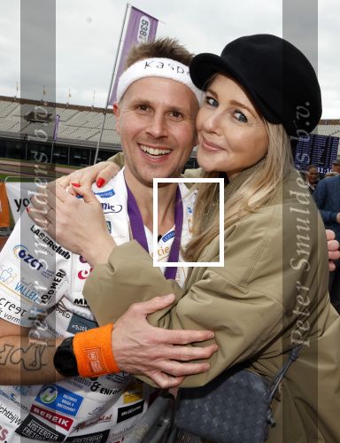 Amsterdam 16 maart 2024
Radio 538 run tbv het Prinses Maxima Centrum in het Olympisch stadion. Oa aanwezig 
Chantal Janzen en Jeroen v Veen