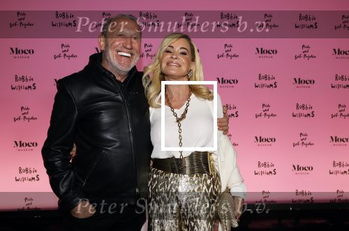 Amsterdam 7 maart 2024
Opening expositie Robbie Williams in het Moco museum. Connie Witteman met partner Henk de Vries