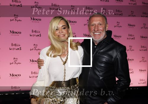 Amsterdam 7 maart 2024
Opening expositie Robbie Williams in het Moco museum. Connie Witteman met partner Henk de Vries