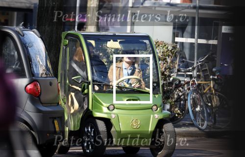 Amsterdam 6 maart 2024
Connie Witteman met haar groene Biro in Amsterdam zuid.