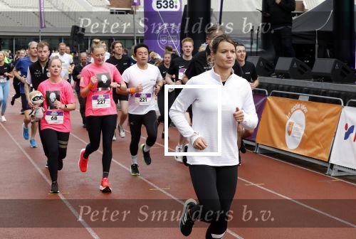 Amsterdam 16 maart 2024
Radio 538 run tbv het Prinses Maxima Centrum in het Olympisch stadion. Oa aanwezig 
Dafne Schippers