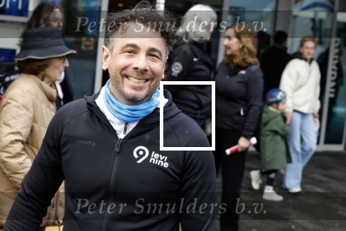 Heerenveen 24 maaart 2024
De hollandse 100 wordt dit jaar gereden in Thyalf . Aanwezig oa Prins Bernhard Prinses Annette Samuel v Vollenhoven Benjamin v Vollenhoven Prinses Margriet Mr Pieter v Vollenhoven Prins Maurits Lucas v Vollenhoven en  Prins Pieter Christiaan . Verder aanwezig Simon Keizer Bas Muijs (en vrouw) Marianne Timmer Benjamin Aslan Joy Beune Eduard Schaepman met zijn zoon en Rob Kamphues met vriendin. David v Noord