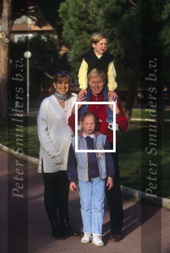 Barcelona 20 Februari 1995
Ronald Koeman met zijn vrouw Bartina Koeman, Debbie Koeman en Tim Koeman