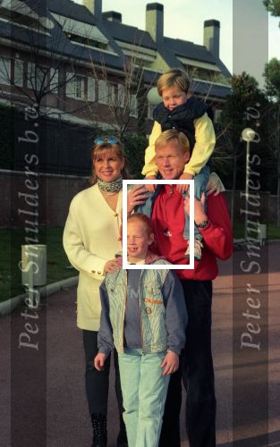Barcelona 20 Februari 1995
Ronald Koeman met zijn vrouw Bartina Koeman, Debbie Koeman en Tim Koeman