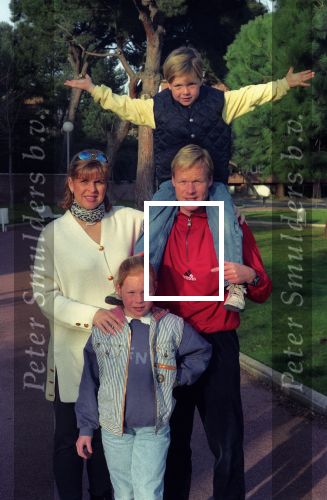 Barcelona 20 Februari 1995
Ronald Koeman met zijn vrouw Bartina Koeman, Debbie Koeman en Tim Koeman