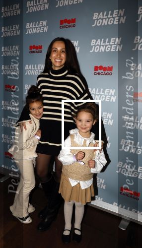 Amsterdam 27 maart 2024
Boekpresentatie Nino Wilkes in boom boom Chicago. Demi Wilkes met zusje Jade (l) en ...
