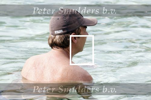 Curacao 5 januari 2012
Derk Bolt met zijn vrouw en zoon bij het Avila beach hotel.
